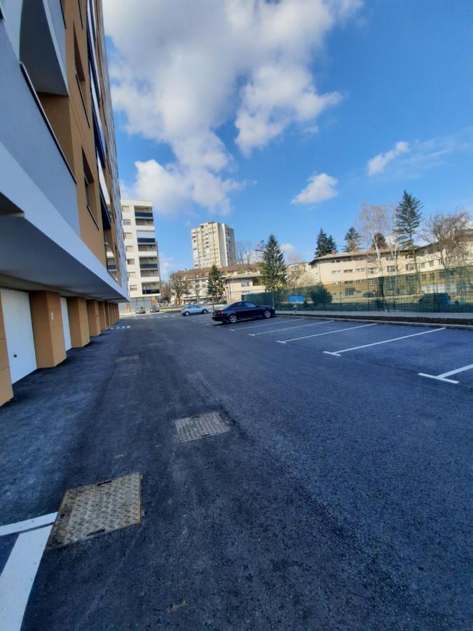 Apartman Tami Doboj Exterior foto